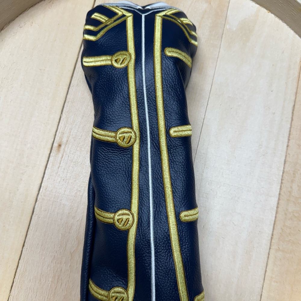 TaylorMade 3 Wood Headcover